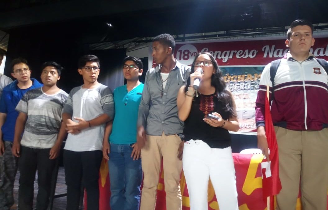 Falconí se va, los problemas en educación quedan