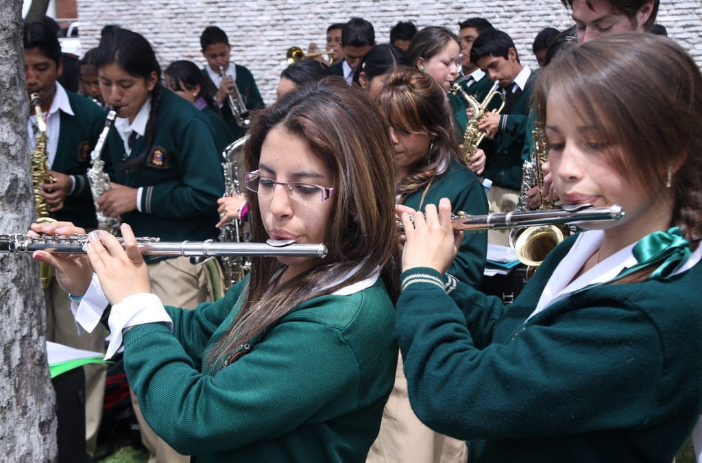 De escuela profesional de señoritas a instituto superior de música.