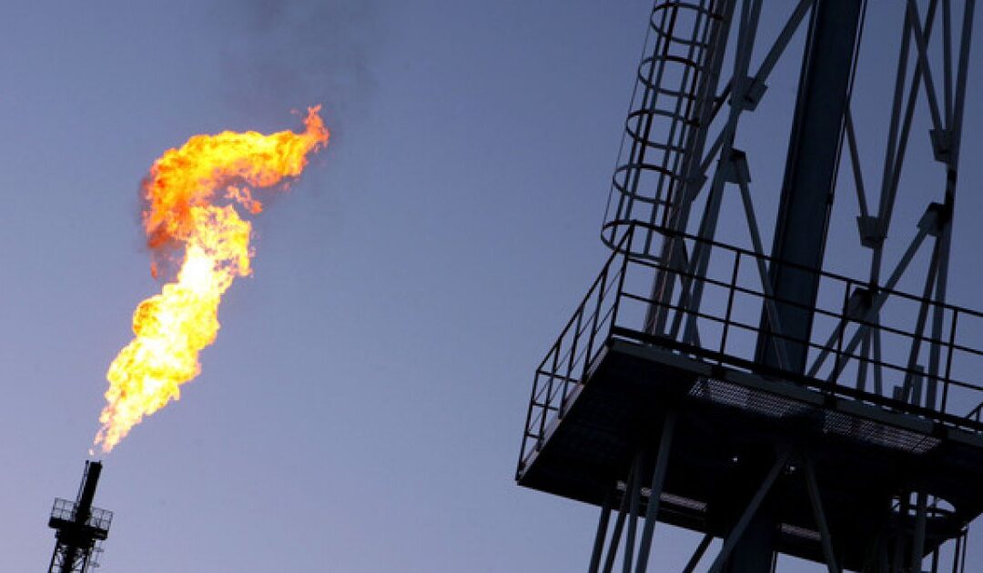 La quema de gas en los mecheros: enormes perjuicios